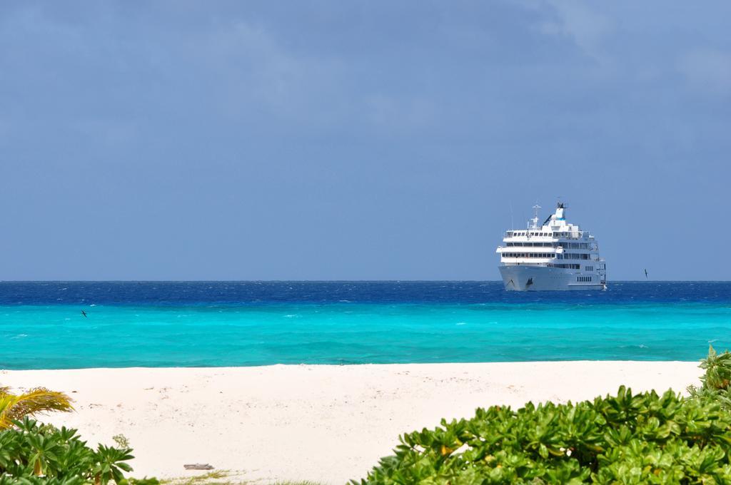 Captain Cook Cruises Fiji Denarau Island Eksteriør billede