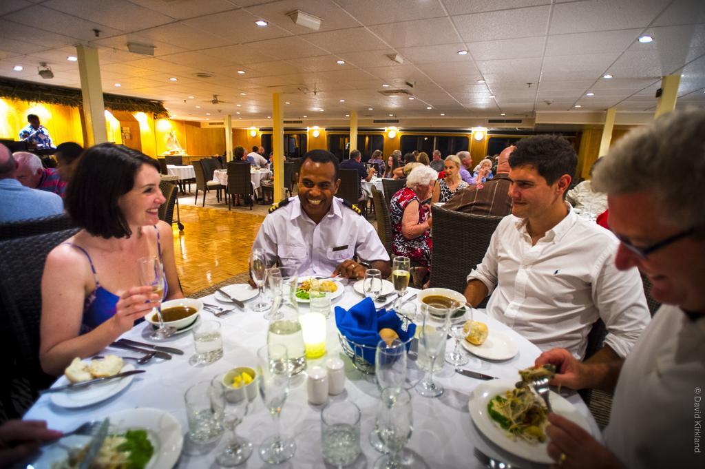 Captain Cook Cruises Fiji Denarau Island Eksteriør billede